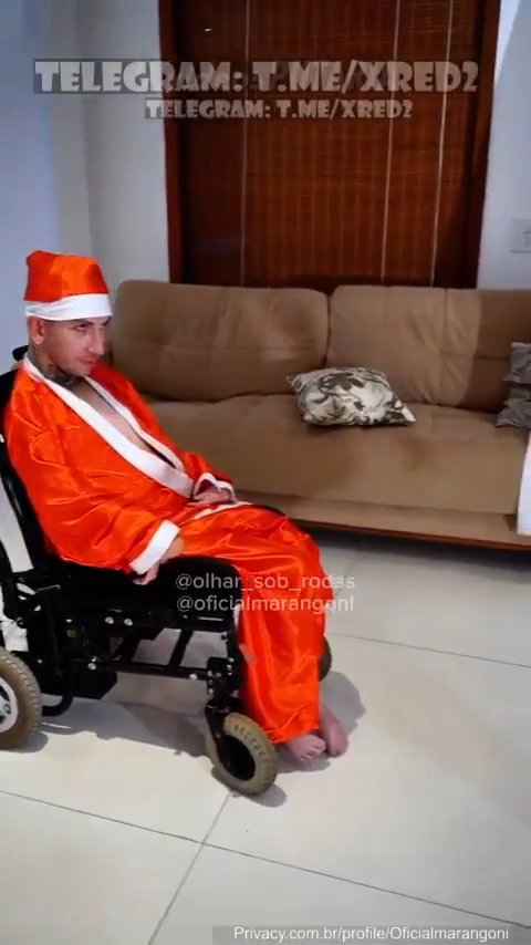 MC marongoni com cadeirante fazendo muita putaria